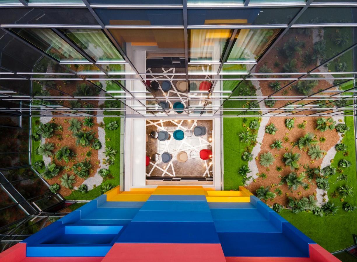Ibis Styles Istanbul Merter ภายนอก รูปภาพ The interior of the building