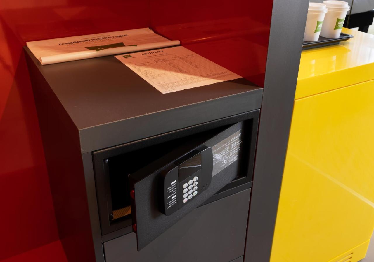 Ibis Styles Istanbul Merter ห้อง รูปภาพ A safe