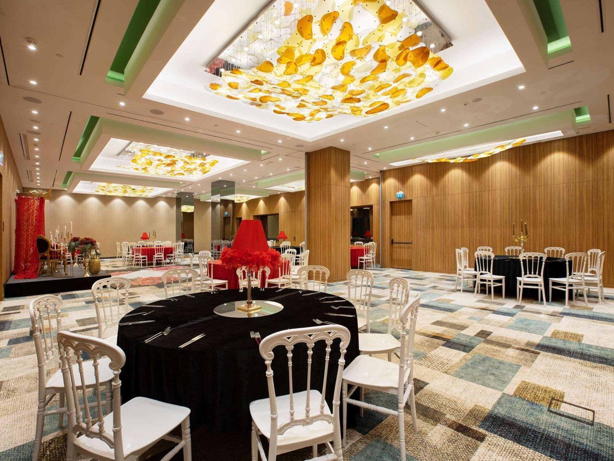 Ibis Styles Istanbul Merter ภายนอก รูปภาพ The ballroom
